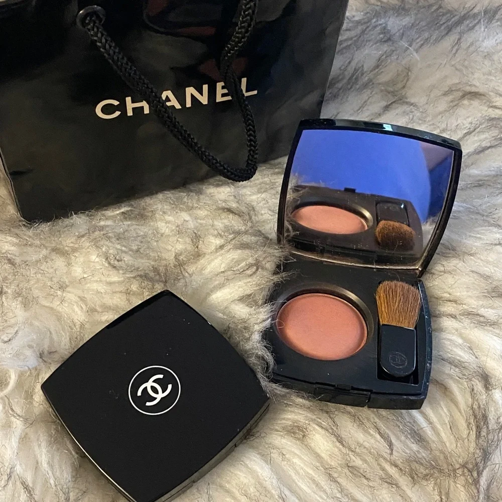 CHANEL Dual powder Blush Set in 99 rose petals & 87 emotion colors